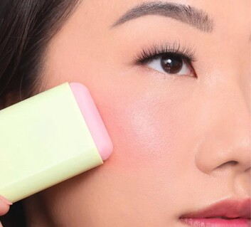 Pixi On-The-Glow Blush Fleur